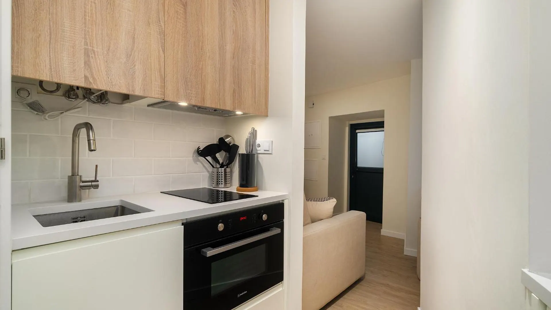 Appartamento Whome Explore Lisbon From A Cozy Base In Alfama Portogallo